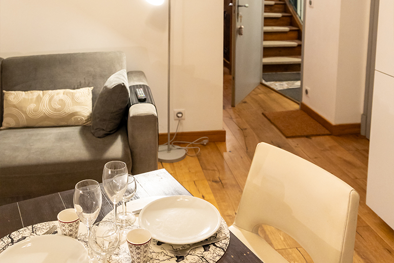 Appartement n°2, Parking gratuit et pisicne