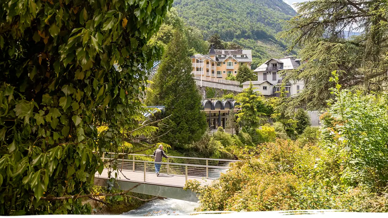 Location Cure Thermale Brides-les-Bains Grand Spa Thermal Savoie